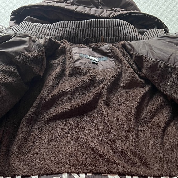 Vintage DKNY Middie Puffer - Picture 13 of 17